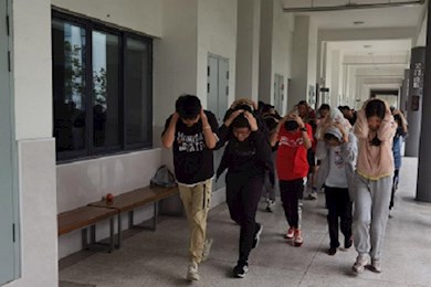 居安思危 防患未然 ——记斜塘学校防震演练活动